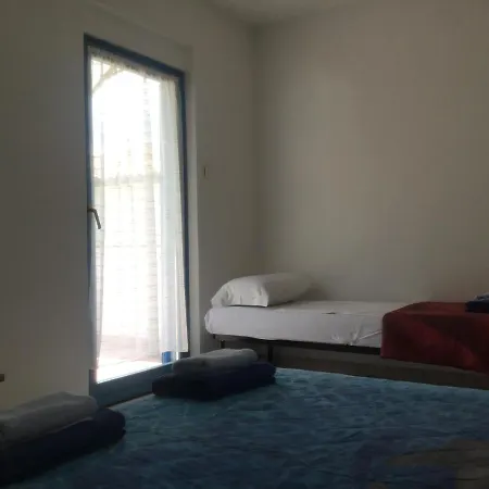Riva Simple 4 *